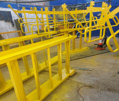 Estructuras metálicas en proceso de fabricación