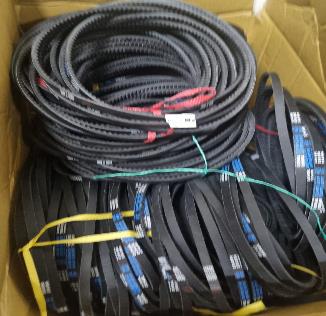 Correas de transmisión surtidas — stock RC
